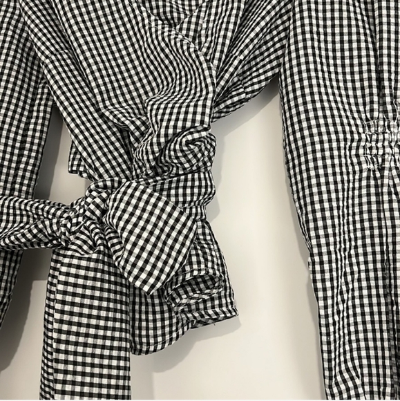 C/MEO Collective Gingham Wrap Top - Picture 8 of 10